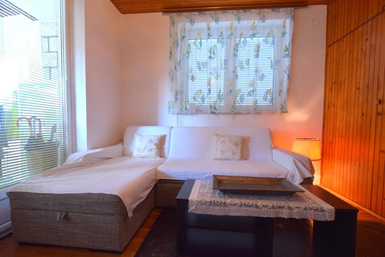 Apartment Angela Малинска Экстерьер фото